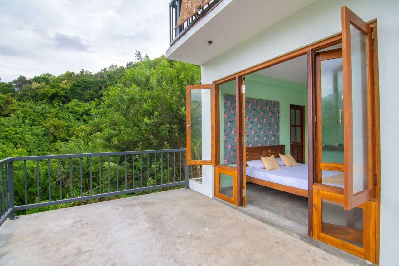 Butterfly Nest Hotel 3*