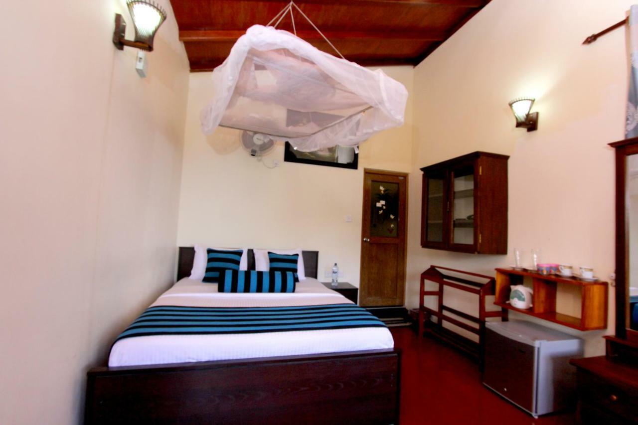 Blue Ribbon Bed & Breakfast *