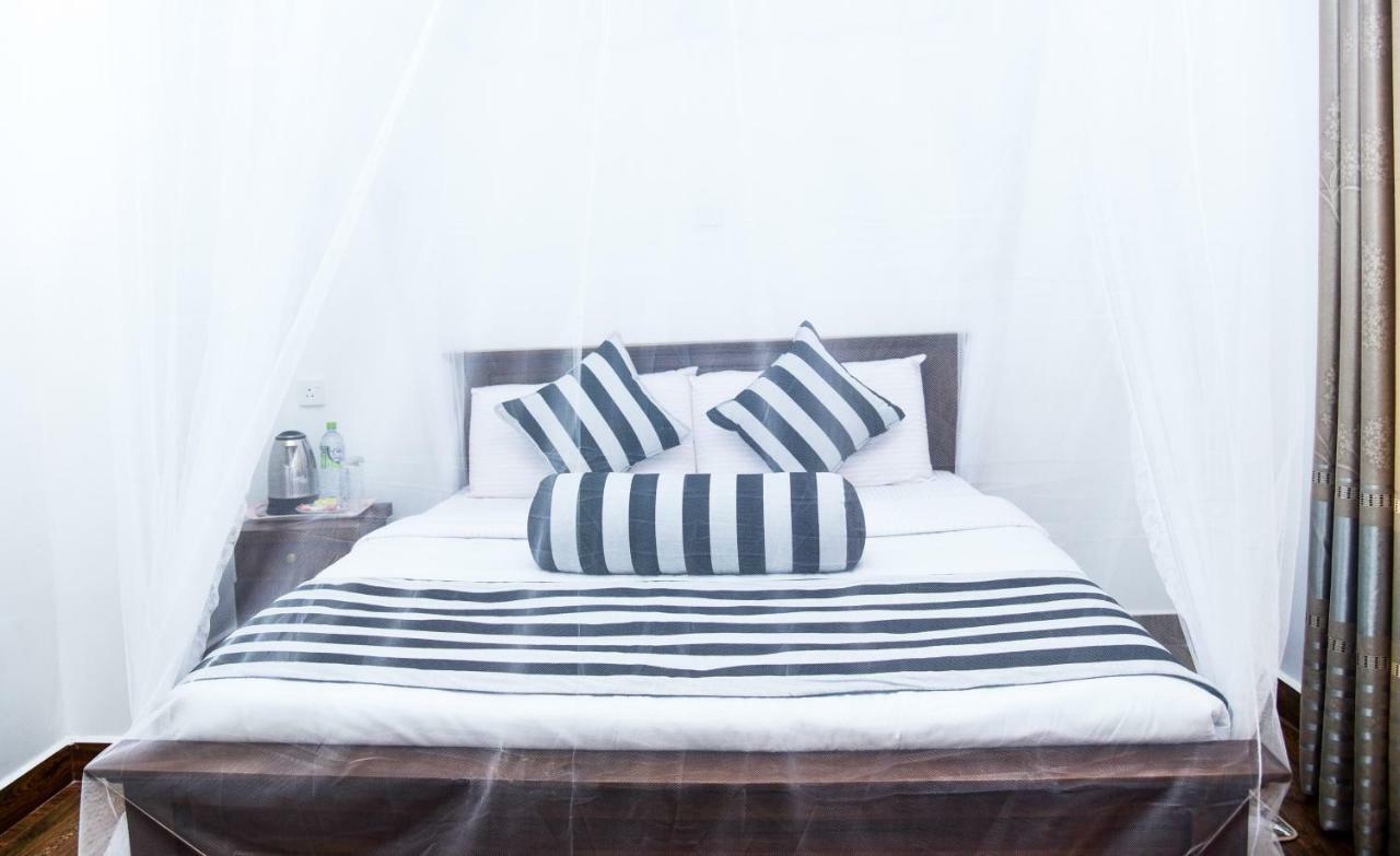Gems Moon Paradise Homestay *
