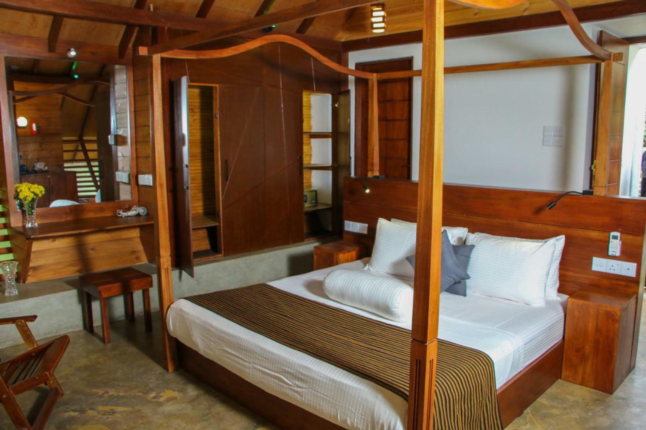 Aloft Grand 3*