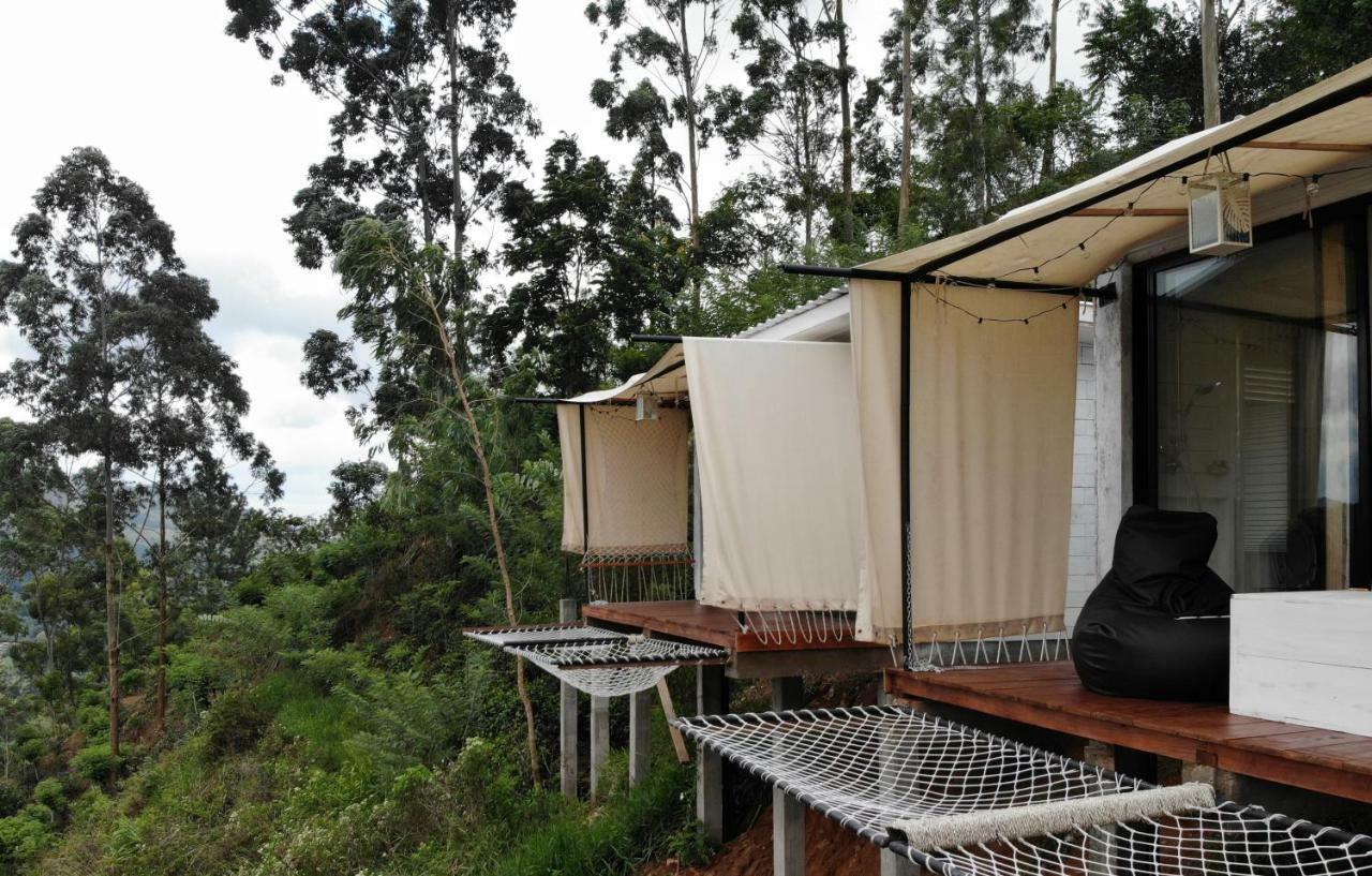 Luxury tent The Hideoutella Wood Cabins Ella