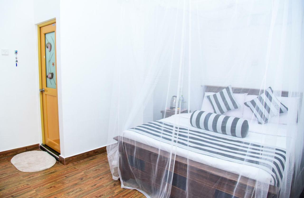 Gems Moon Paradise Homestay *