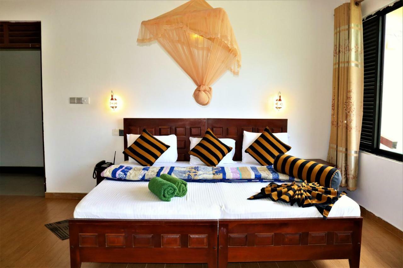 Hotel Ella's Edge 3*