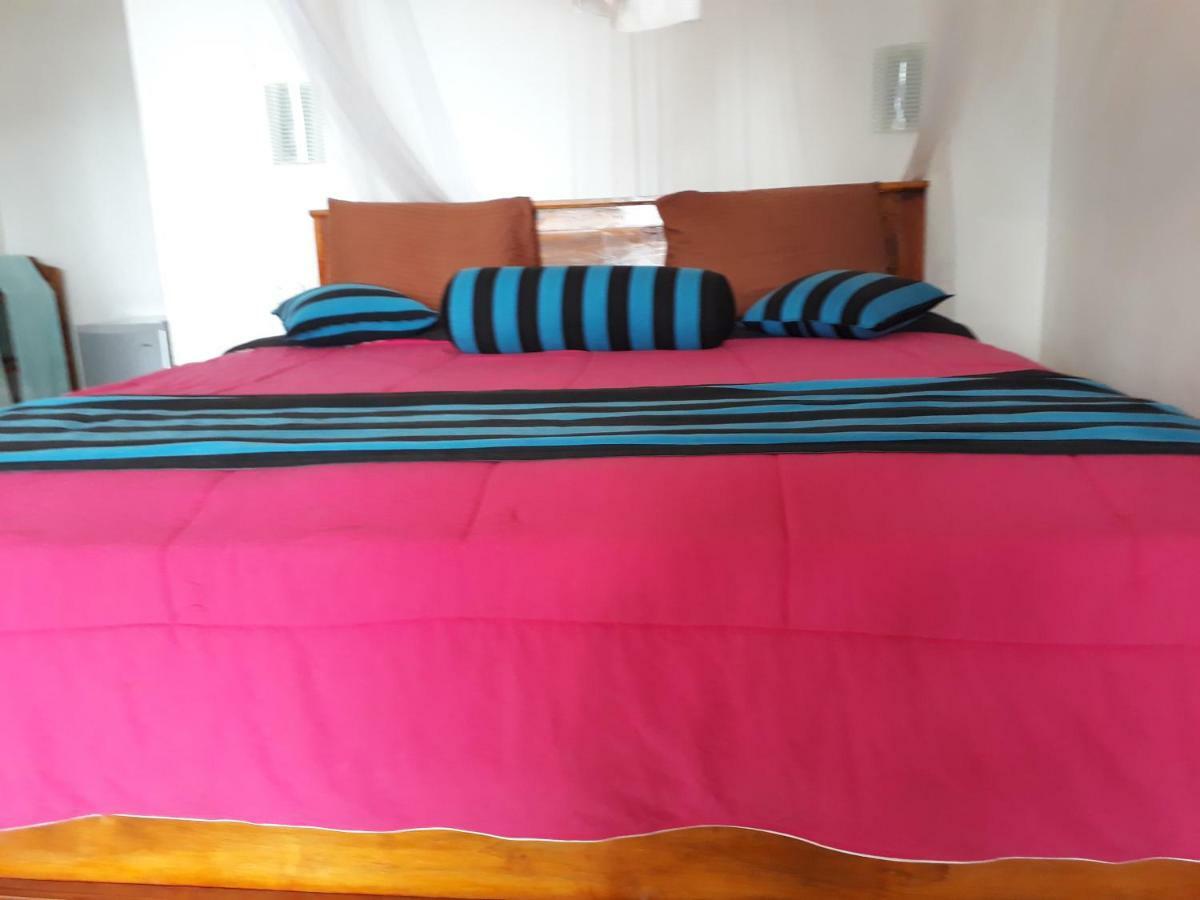 Felicity Inn *