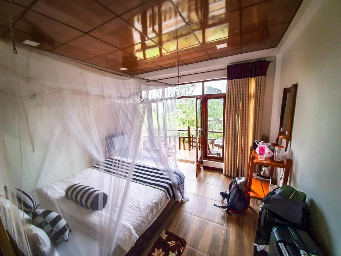 100 View Bed & Breakfast *