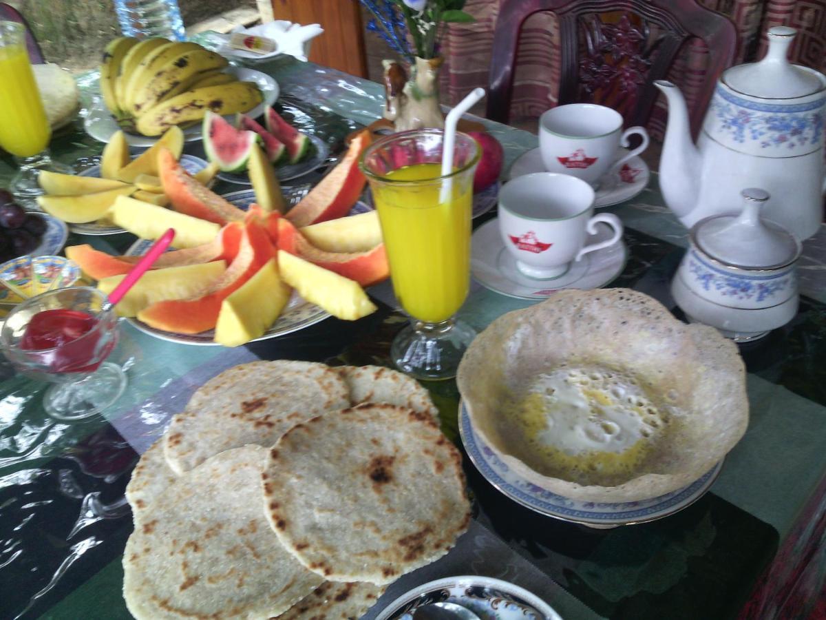 Jade Rest Bed & Breakfast *