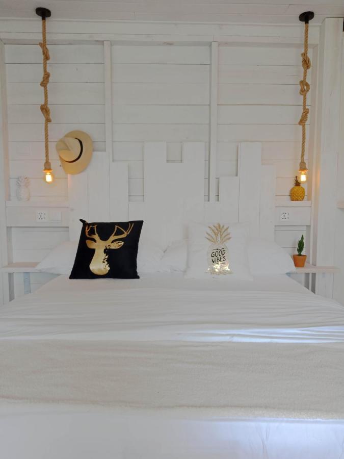 The Hideoutella Wood Cabins *
