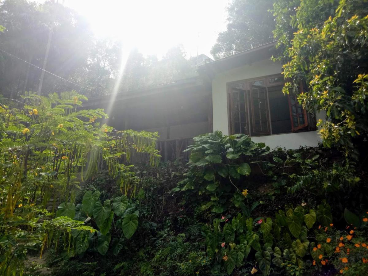 Sri Bhavan * Ella
