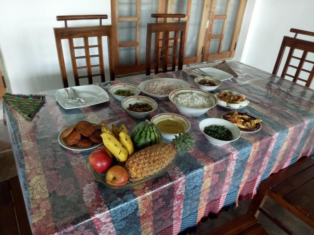 Sri Bhavan * Ella