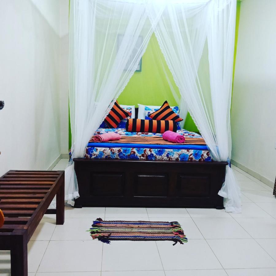 Bed & Breakfast Madushanka 2*