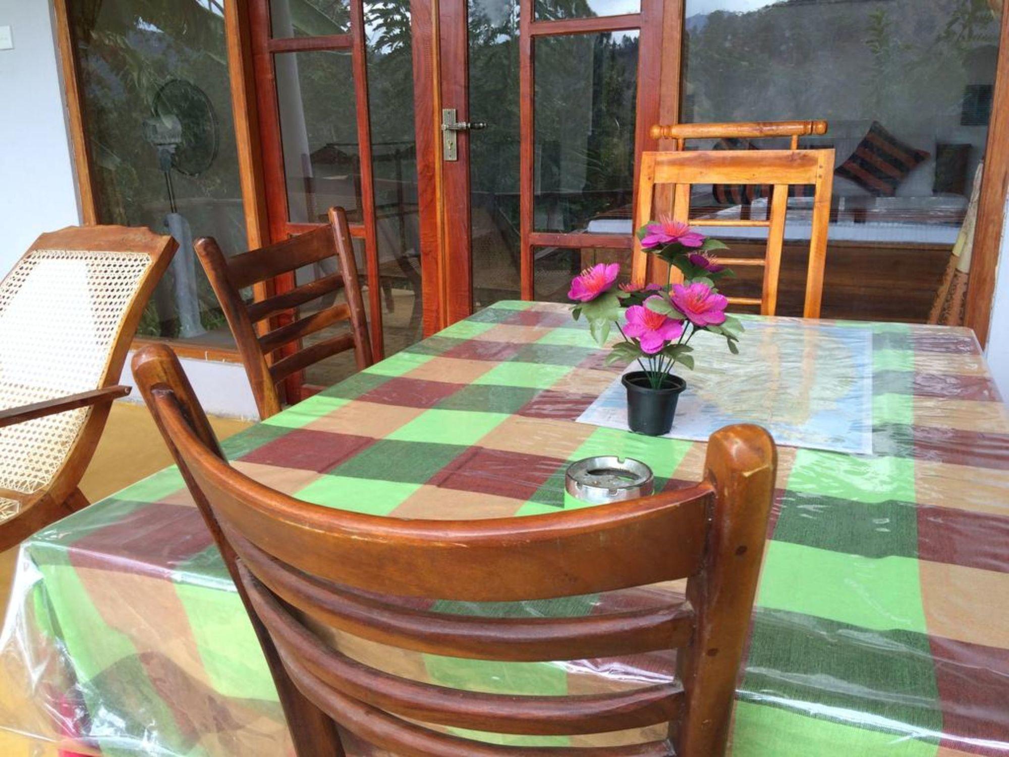 Ridge View Bed & Breakfast 3*